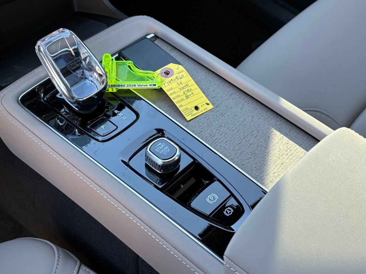 New 2026 Volvo XC90 B6 Plus AWD/4WD image 17