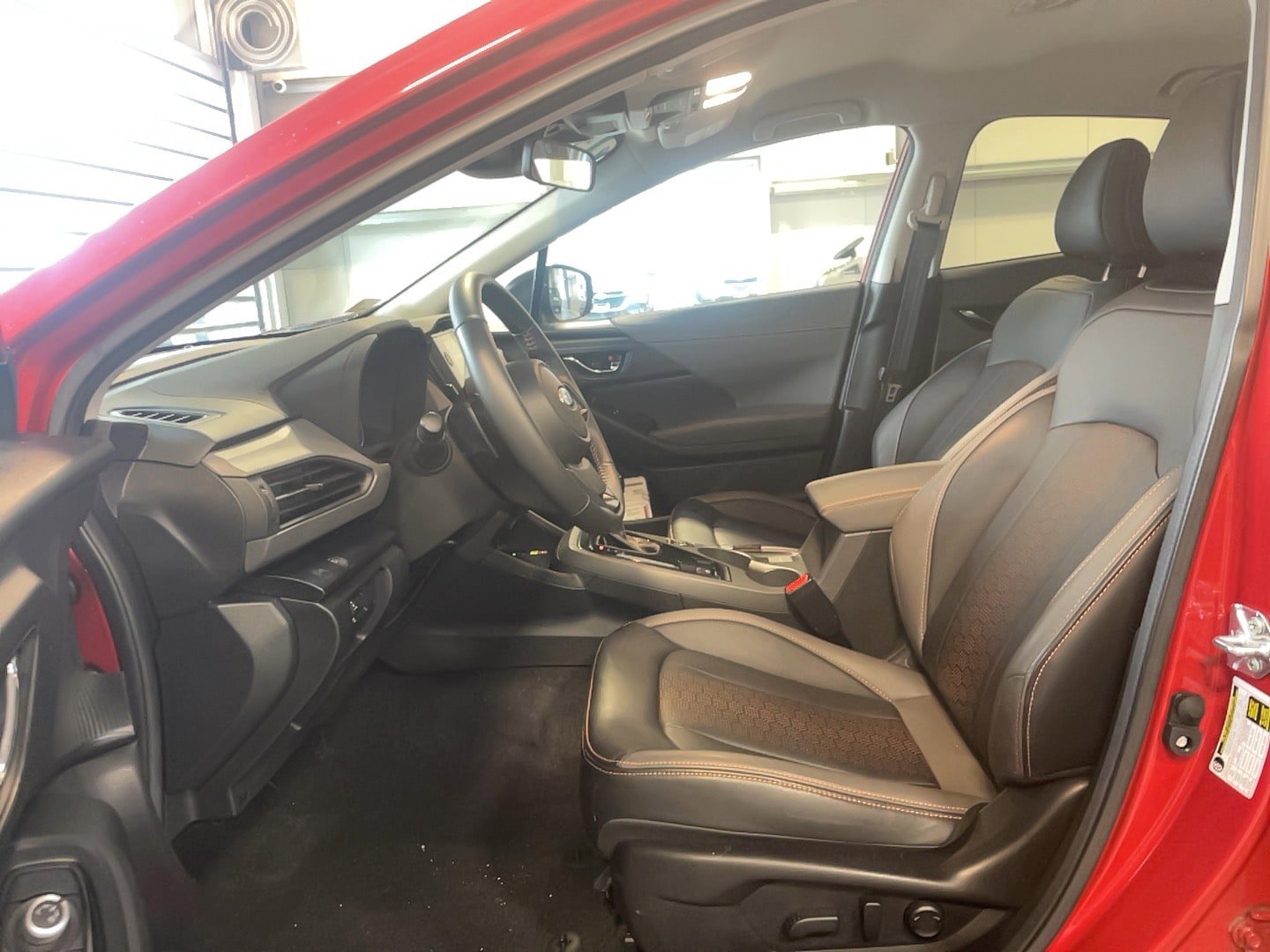 Used 2025 Subaru Crosstrek 2.5i Limited AWD/4WD image 9