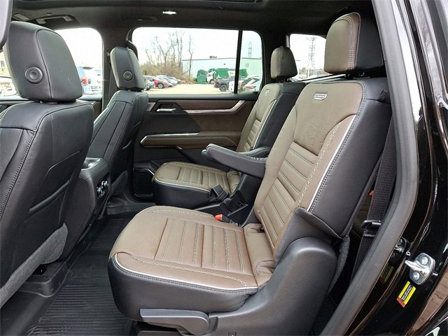 New 2026 GMC Acadia Denali Ultimate w/ LPO, Floor Liner Package image 6