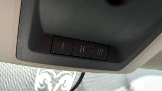 Used 2011 RAM 1500 Laramie AWD/4WD image 22