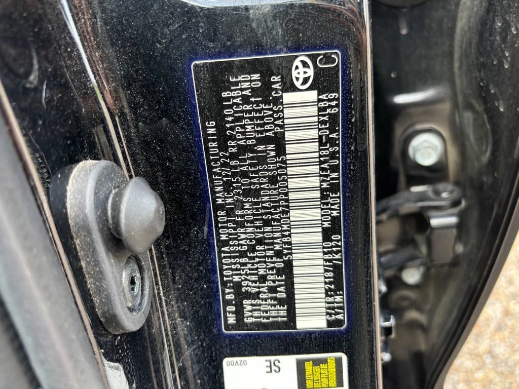 Used 2023 Toyota Corolla LE FWD image 26