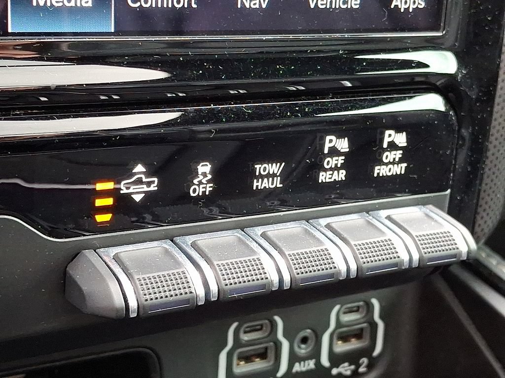 Used 2022 RAM 1500 Limited AWD/4WD image 19