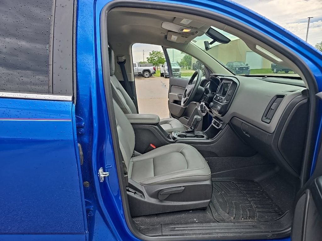 Used 2019 Chevrolet Colorado W/T w/ WT Convenience Package AWD/4WD image 13