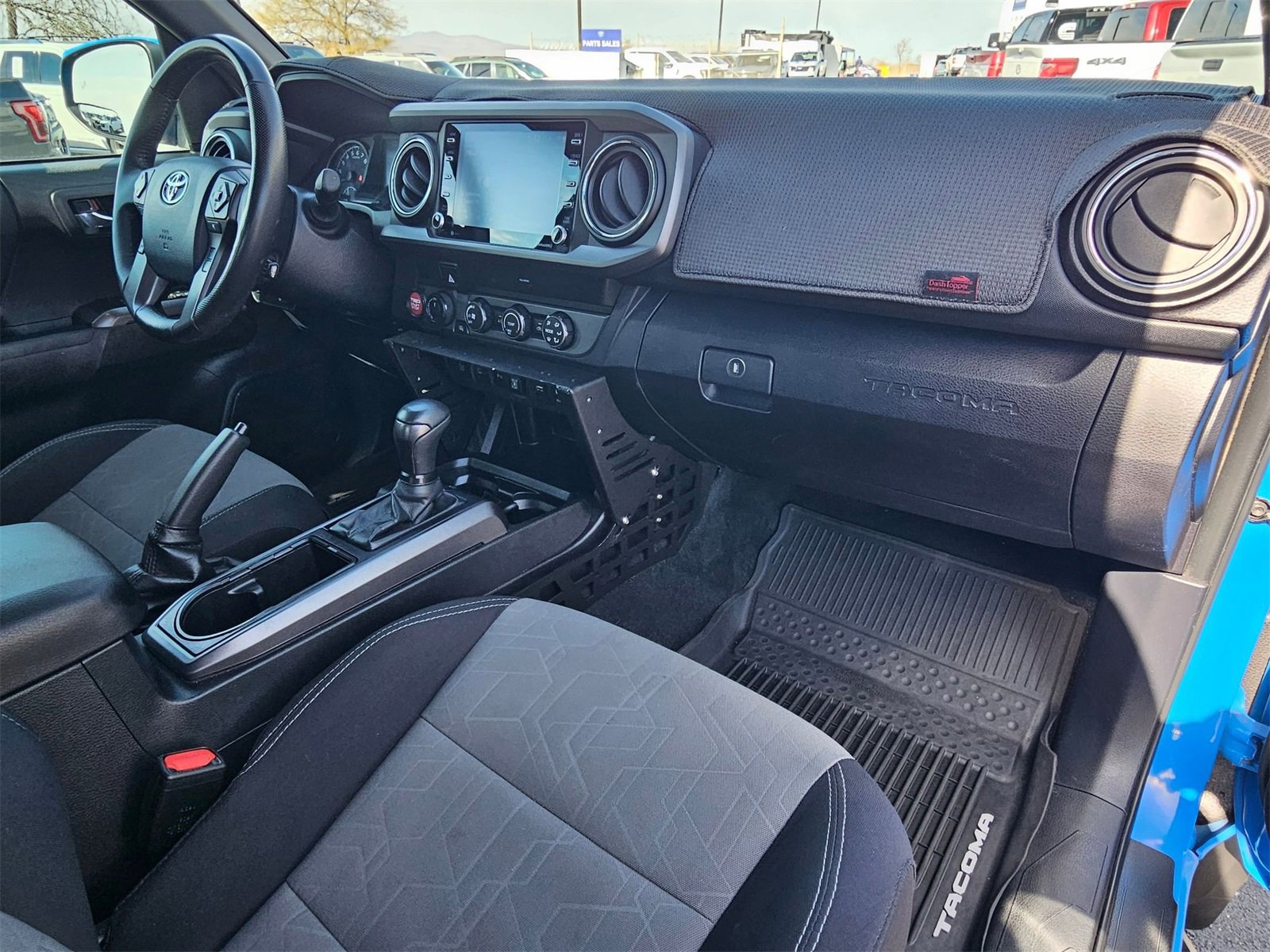 Used 2020 Toyota Tacoma TRD Off-Road w/ Technology Package image 23