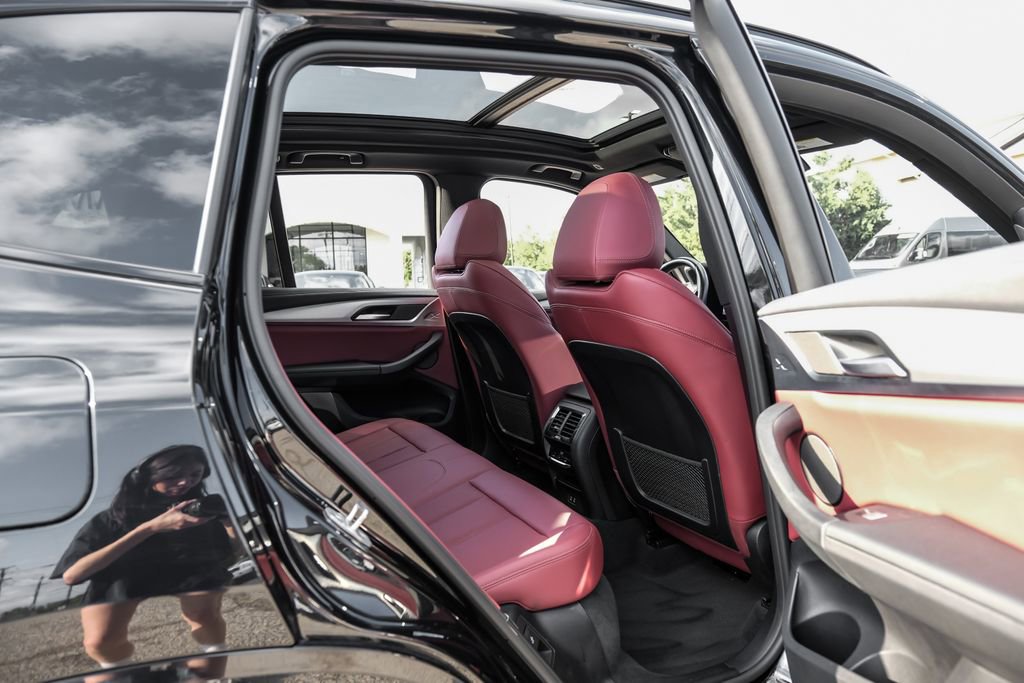 Used 2024 BMW X3 M40i AWD/4WD image 40