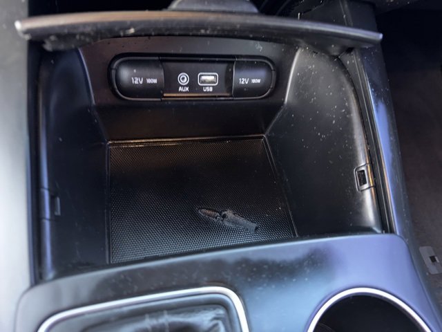 Used 2020 Kia Sorento L image 17