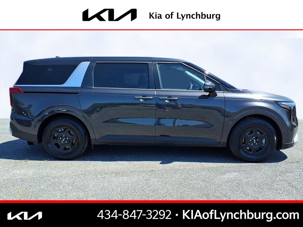 New 2026 Kia Carnival FWD image 3