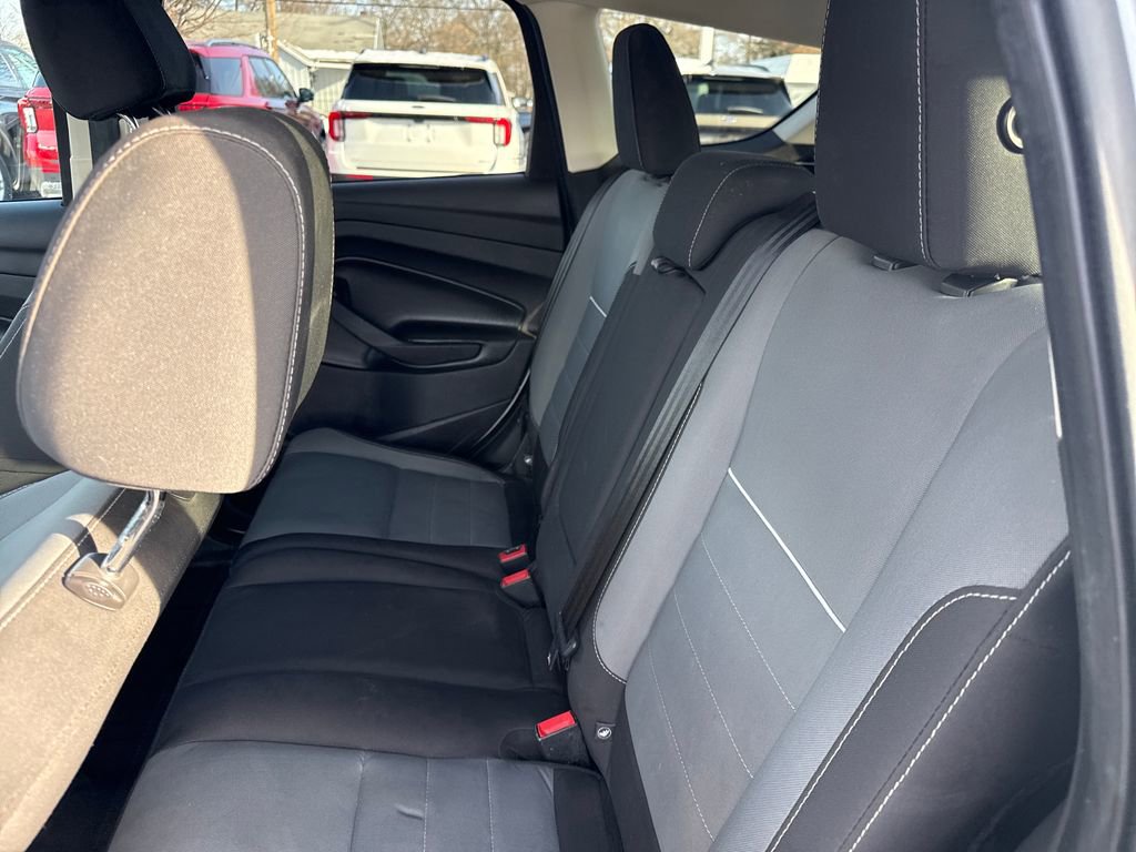 Used 2014 Ford Escape SE image 16
