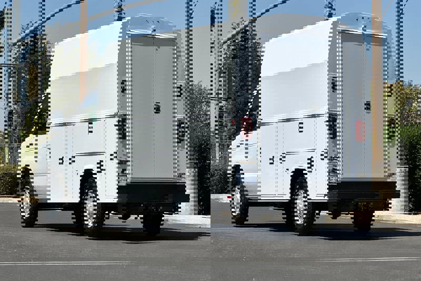 New 2026 Ford E-350 and Econoline 350 Super Duty w/ Power Equipment Group image 5