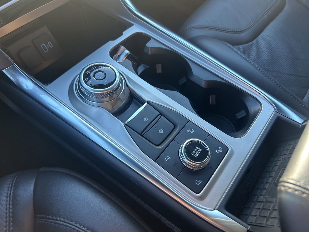 Used 2022 Ford Explorer Platinum w/ Equipment Group 601A image 32