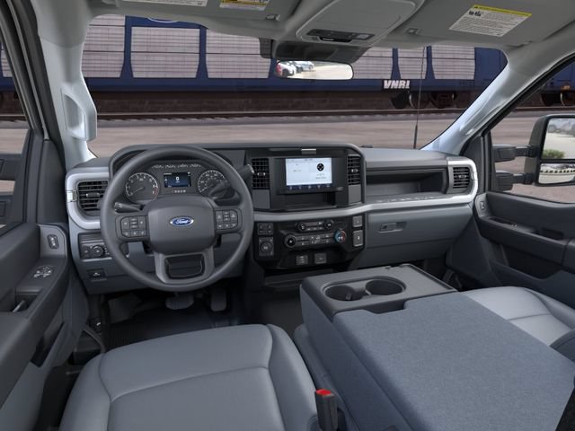 New 2026 Ford F250 XL w/ XL Off-Road Package AWD/4WD image 9