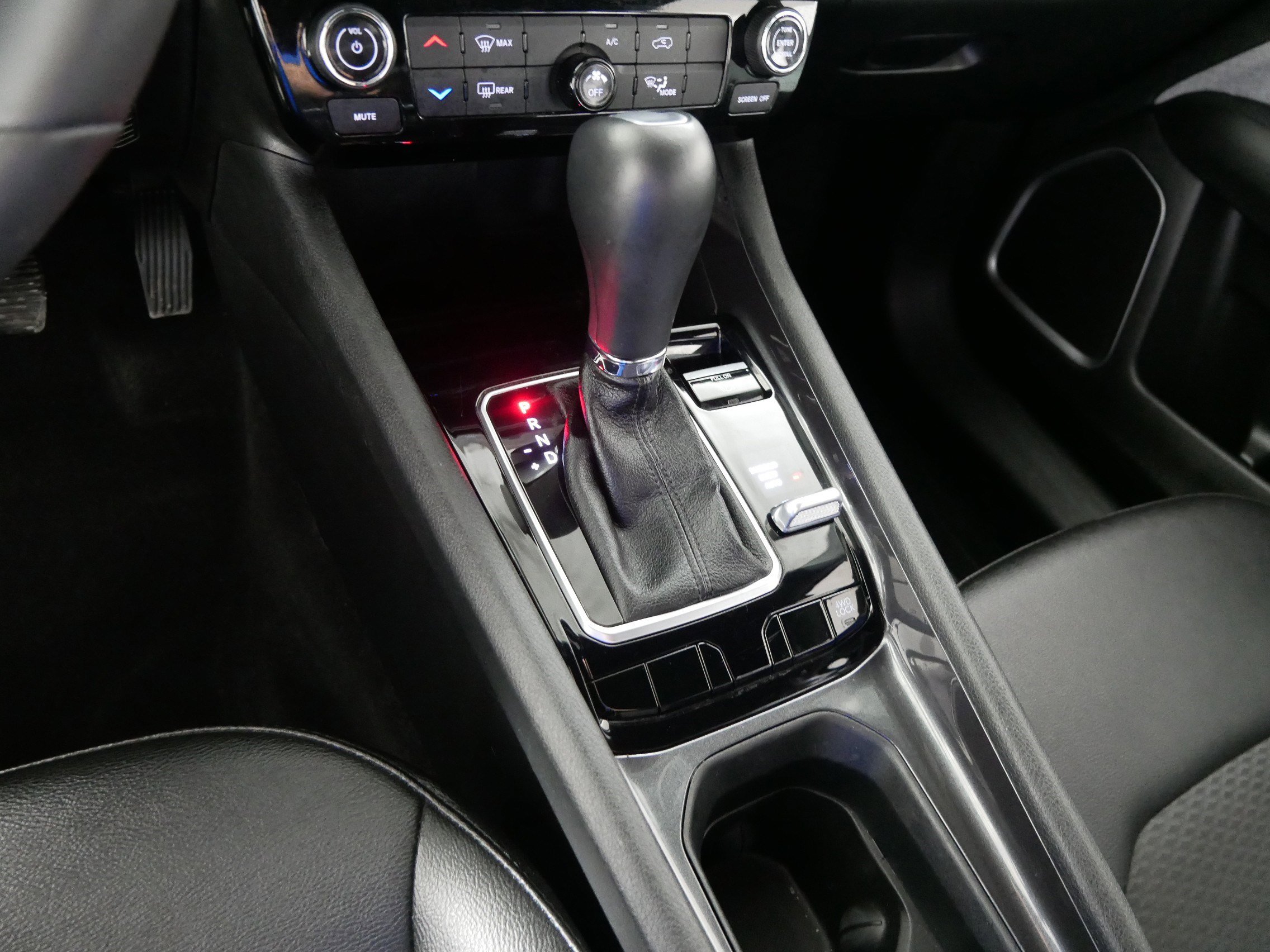 Used 2024 Jeep Compass Latitude image 24