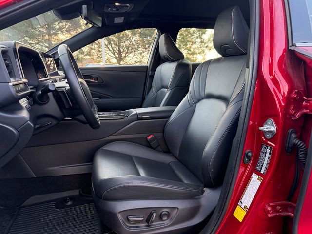 Certified 2025 Toyota Crown Signia w/ Advanced Technology Package image 13