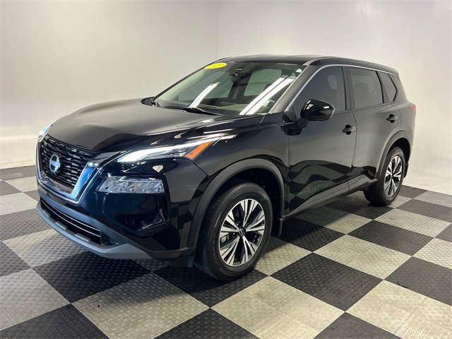 Used 2023 Nissan Rogue SV image 3