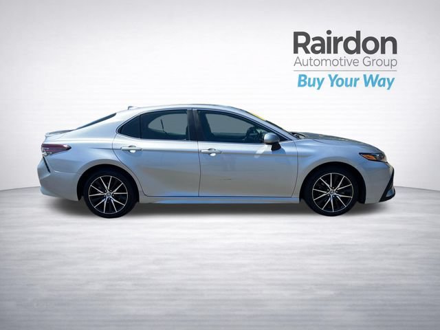 Used 2023 Toyota Camry SE FWD image 8