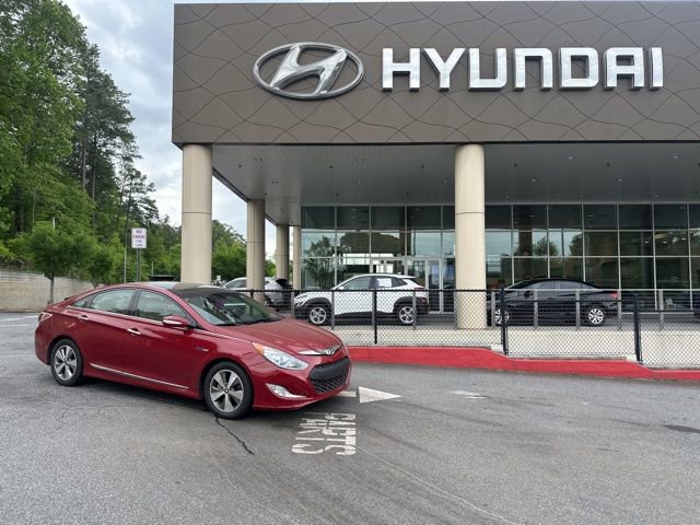 Used 2012 Hyundai Sonata Hybrid w/ Ultimate Pkg FWD image 1