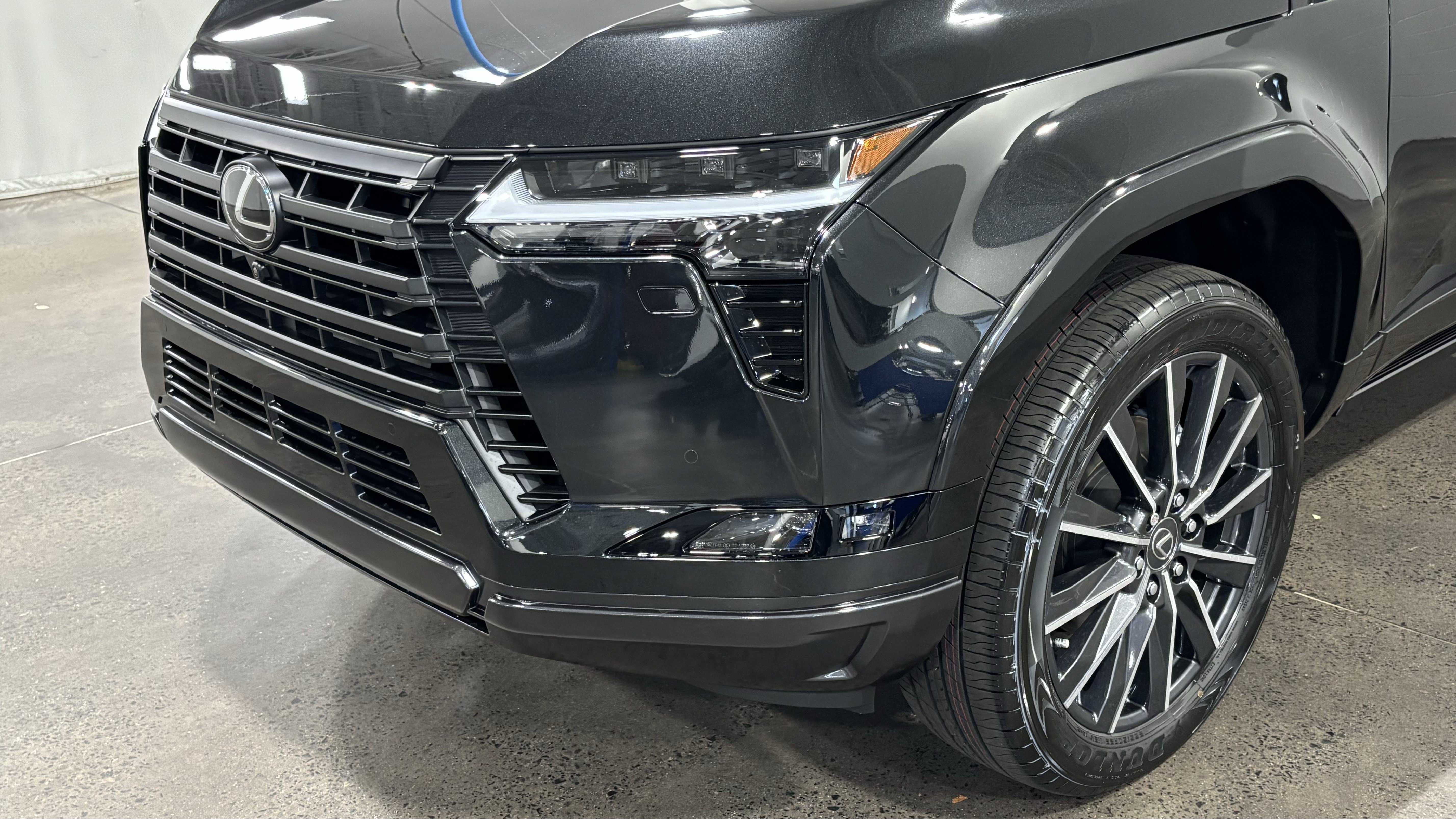 New 2026 Lexus GX 550 w/ Accessory Package (2T) AWD/4WD image 7