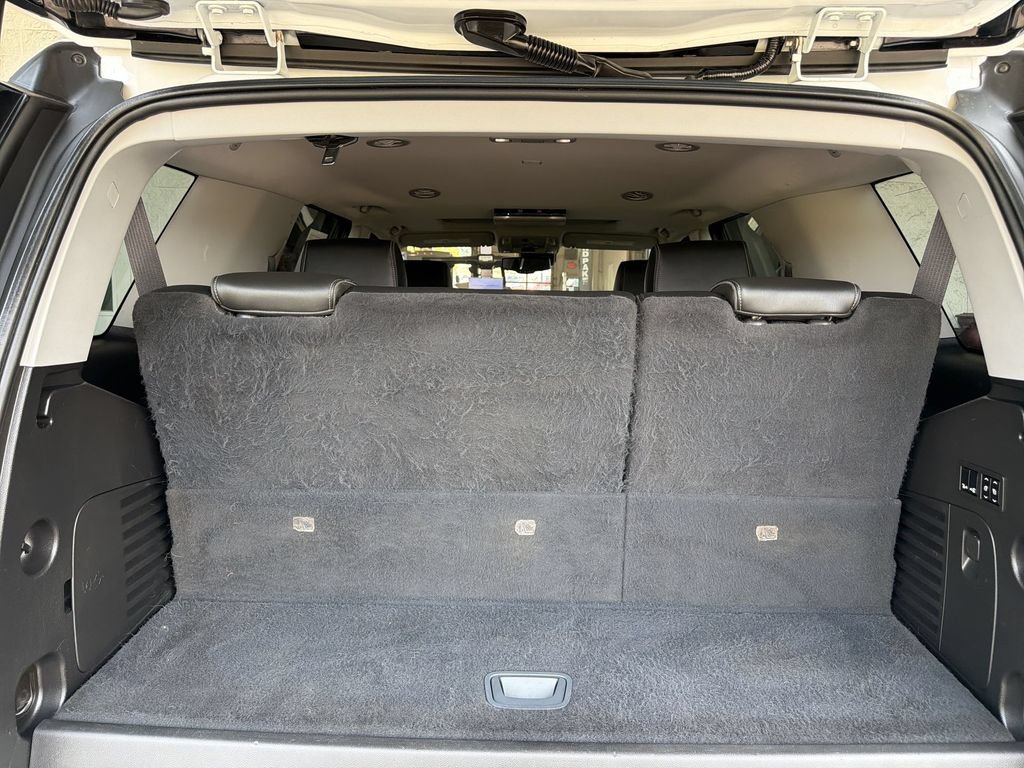 Certified 2020 GMC Yukon Denali w/ Denali Ultimate Package AWD/4WD image 28