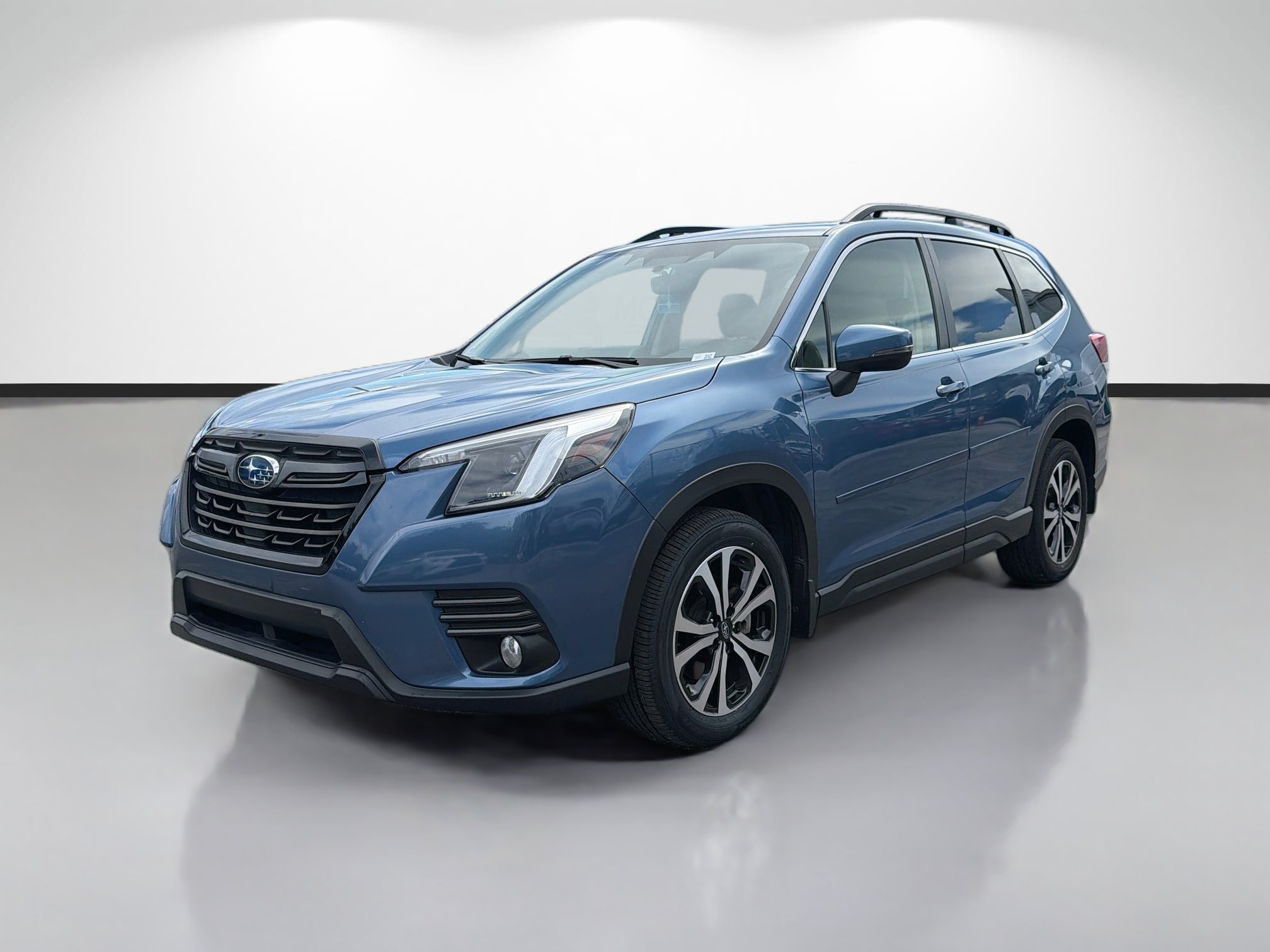 Used 2023 Subaru Forester Limited AWD/4WD image 7