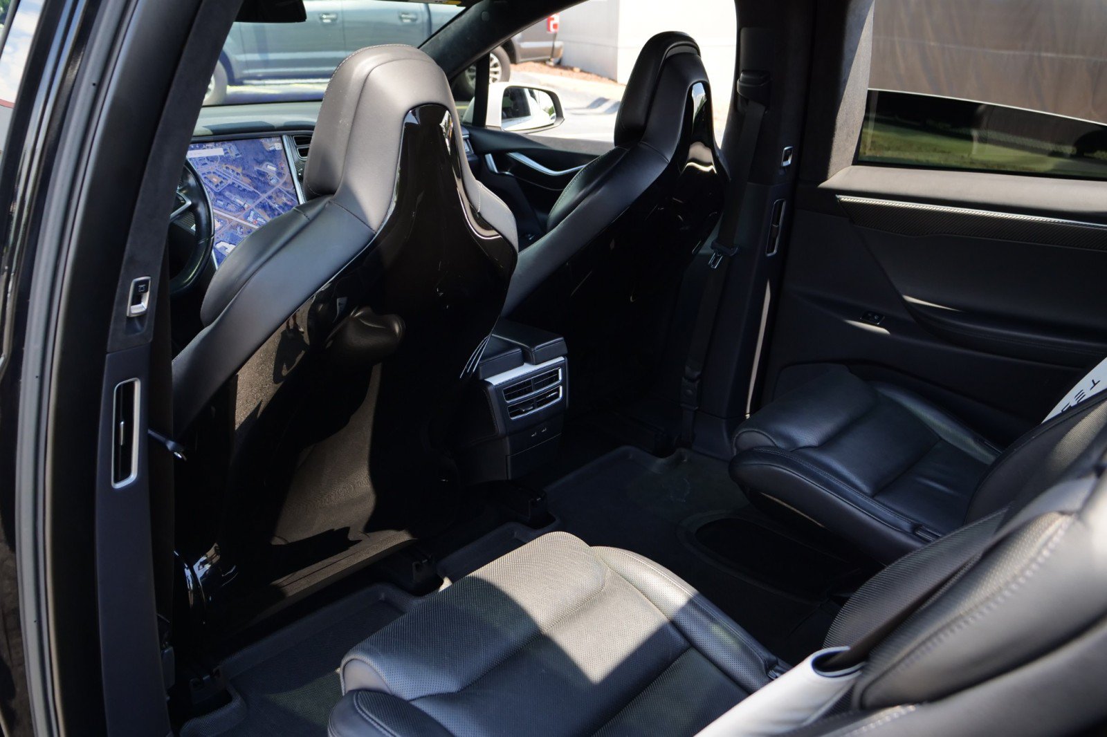 Used 2016 Tesla Model X 90D AWD/4WD image 27