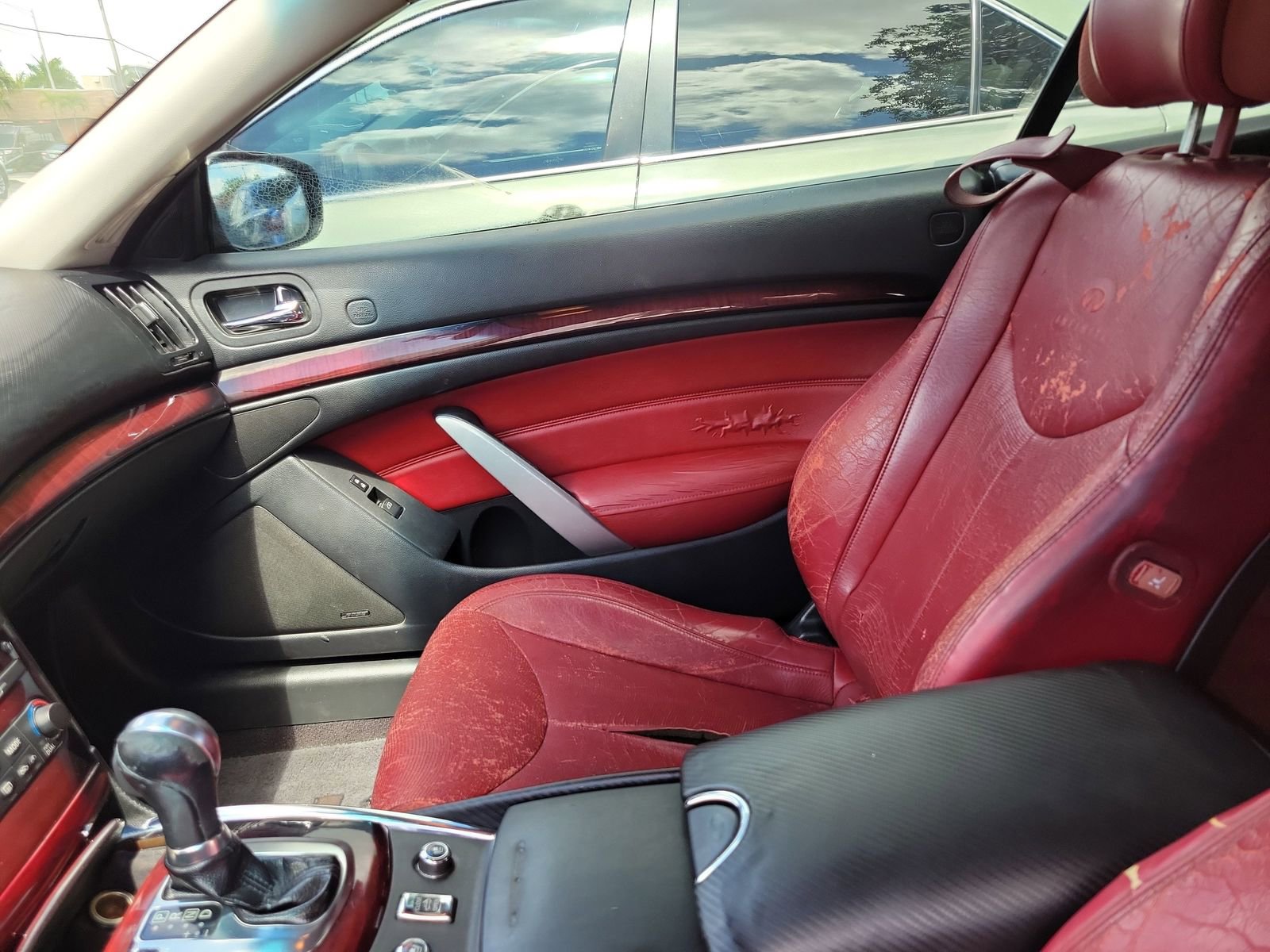 Used 2011 INFINITI G37 Limited Edition RWD image 12