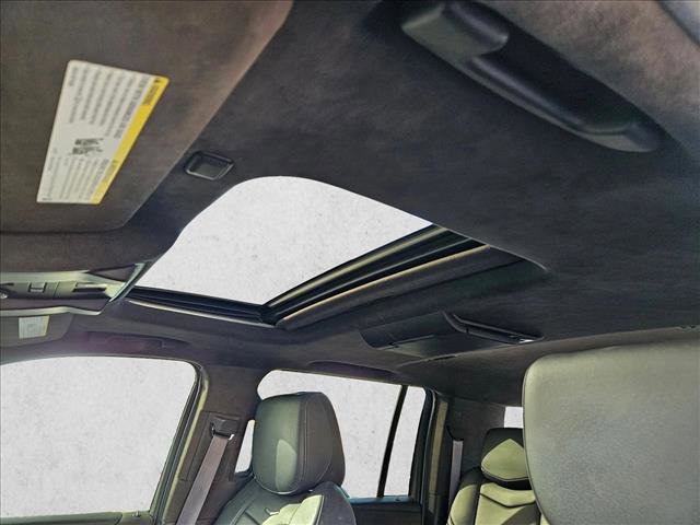 Used 2016 Cadillac Escalade ESV Platinum image 19