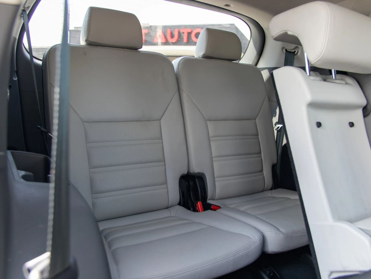 Used 2016 Kia Sorento SX FWD image 19