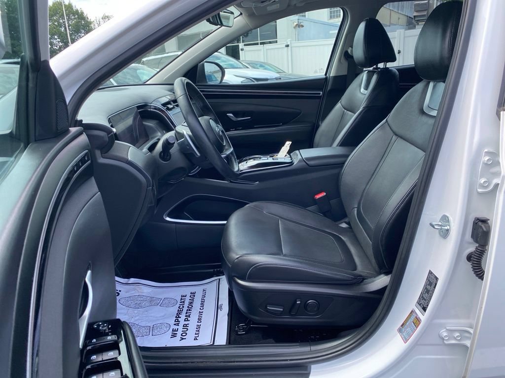Certified 2023 Hyundai Tucson Limited AWD/4WD image 12