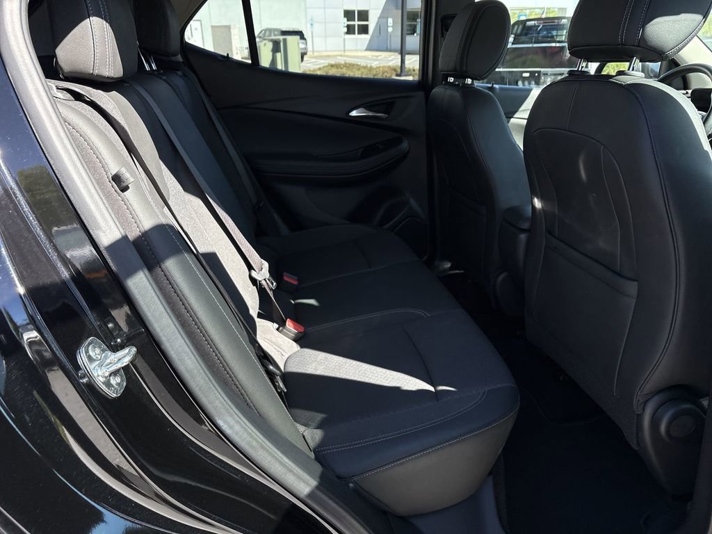 Used 2025 Buick Encore GX Preferred FWD image 26