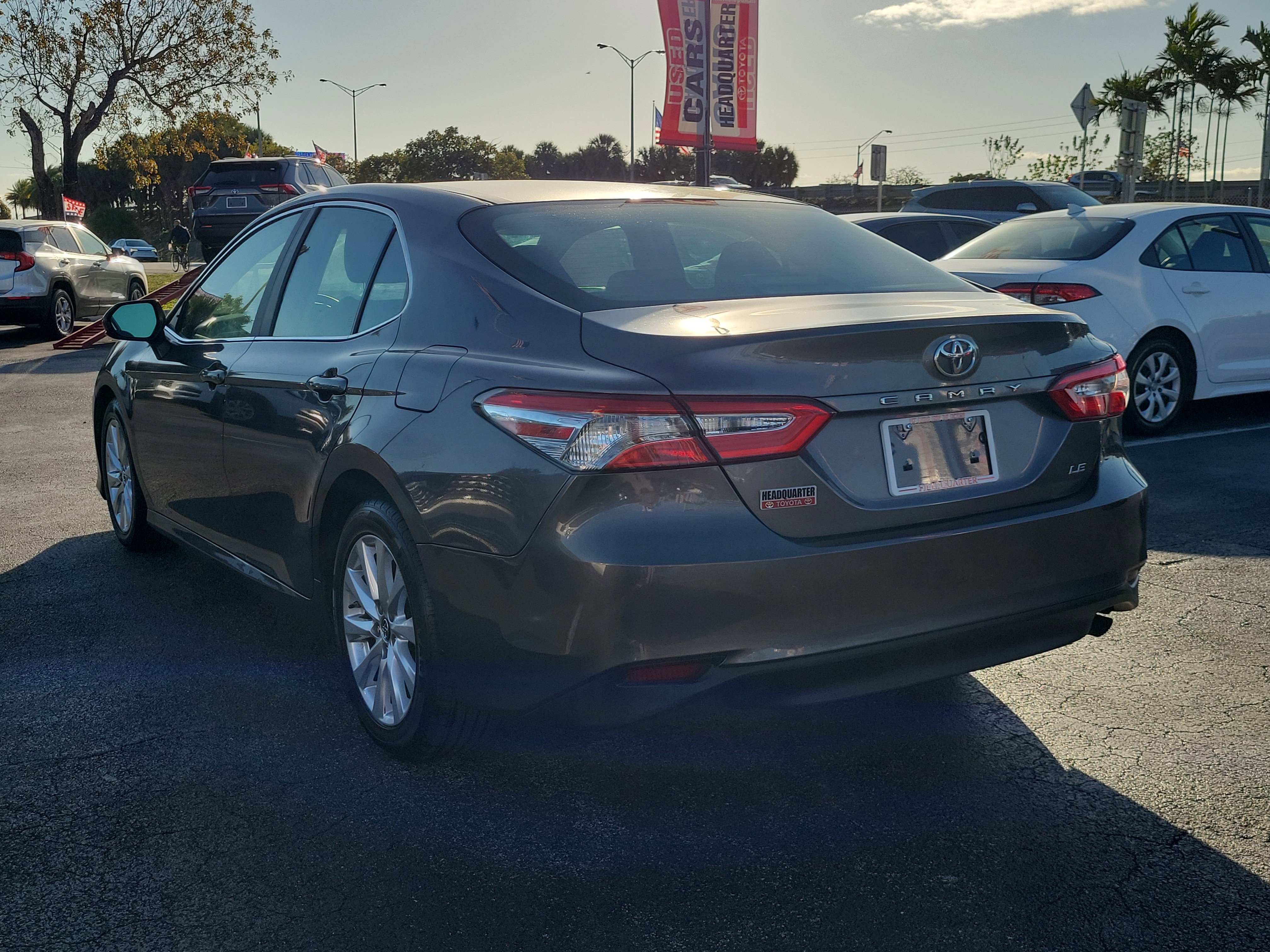 Used 2018 Toyota Camry SE image 8