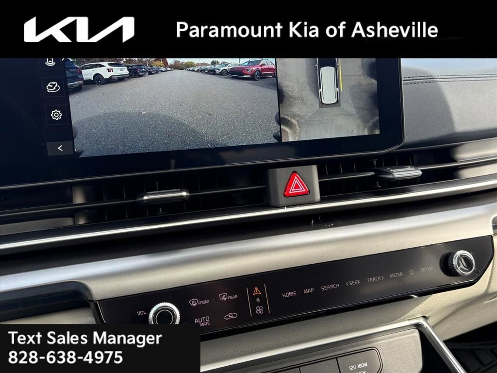 New 2026 Kia Carnival SX w/ SX Dark Edition Package image 11