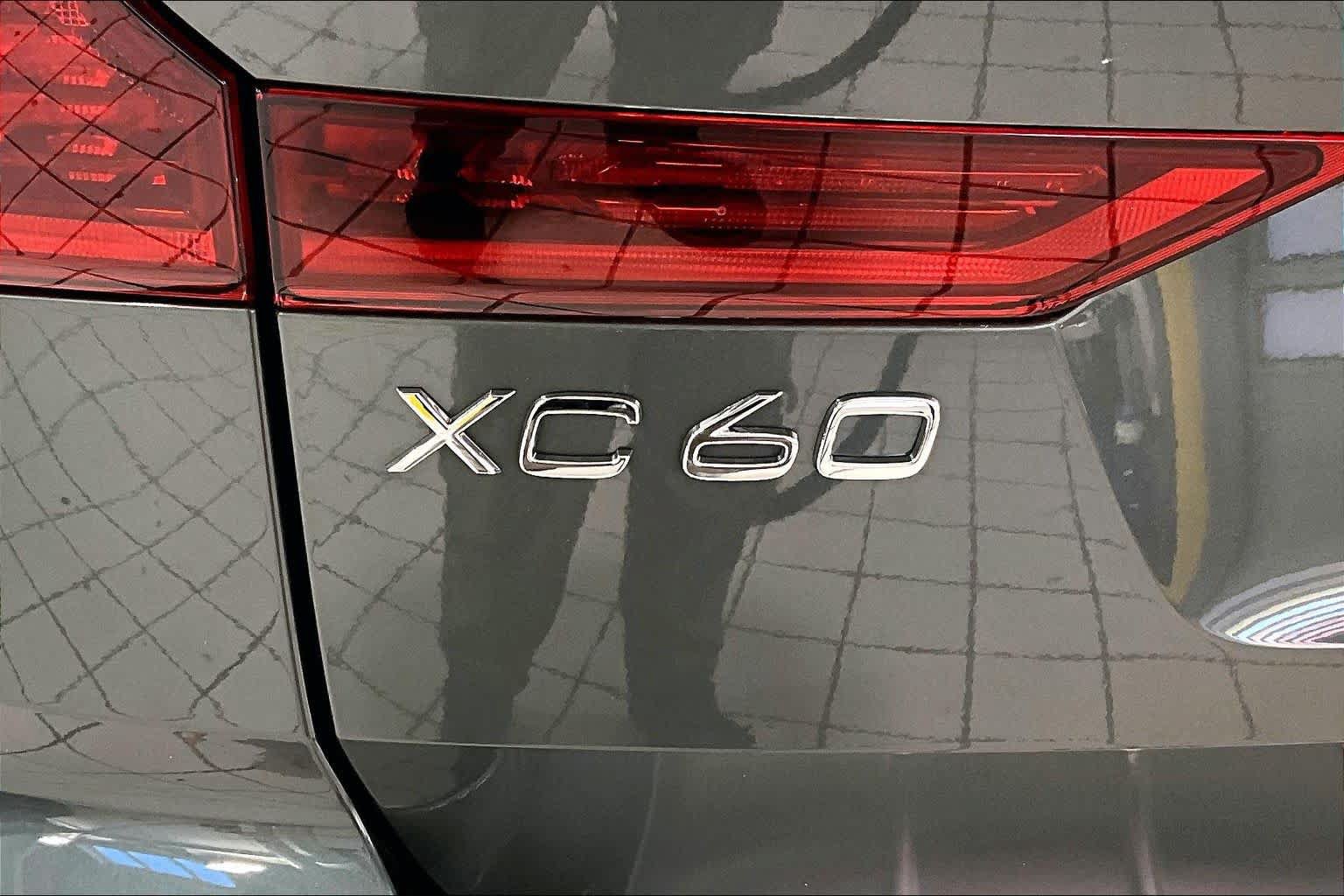New 2027 Volvo XC60 B5 Ultra AWD/4WD image 6