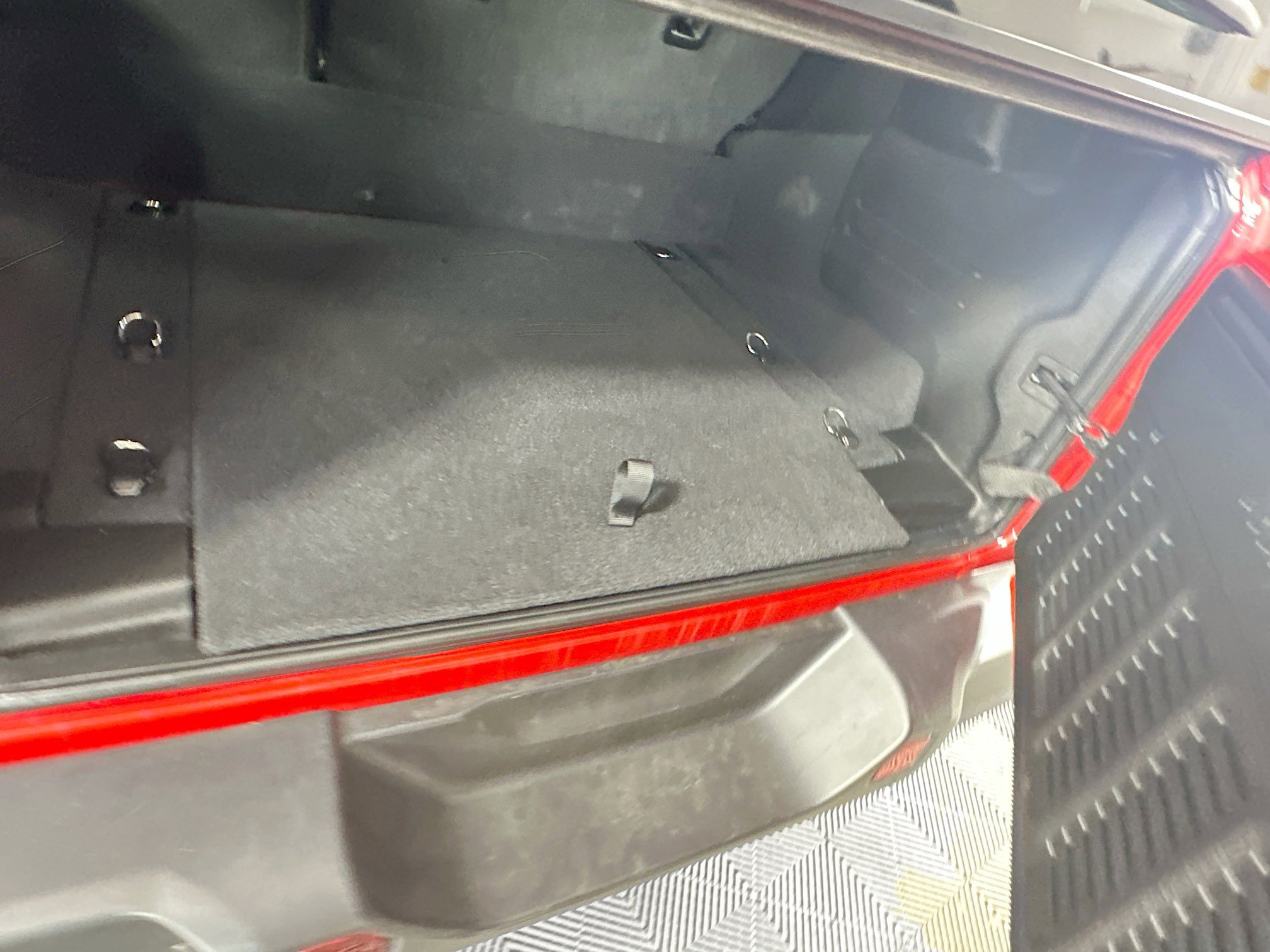 Used 2025 Jeep Wrangler Sahara w/ Safety Group image 27