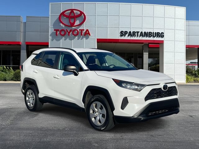 Used 2021 Toyota RAV4 LE FWD image 1
