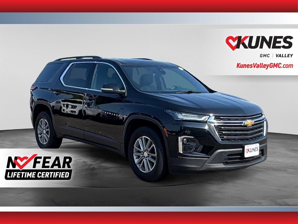 Used 2023 Chevrolet Traverse LT