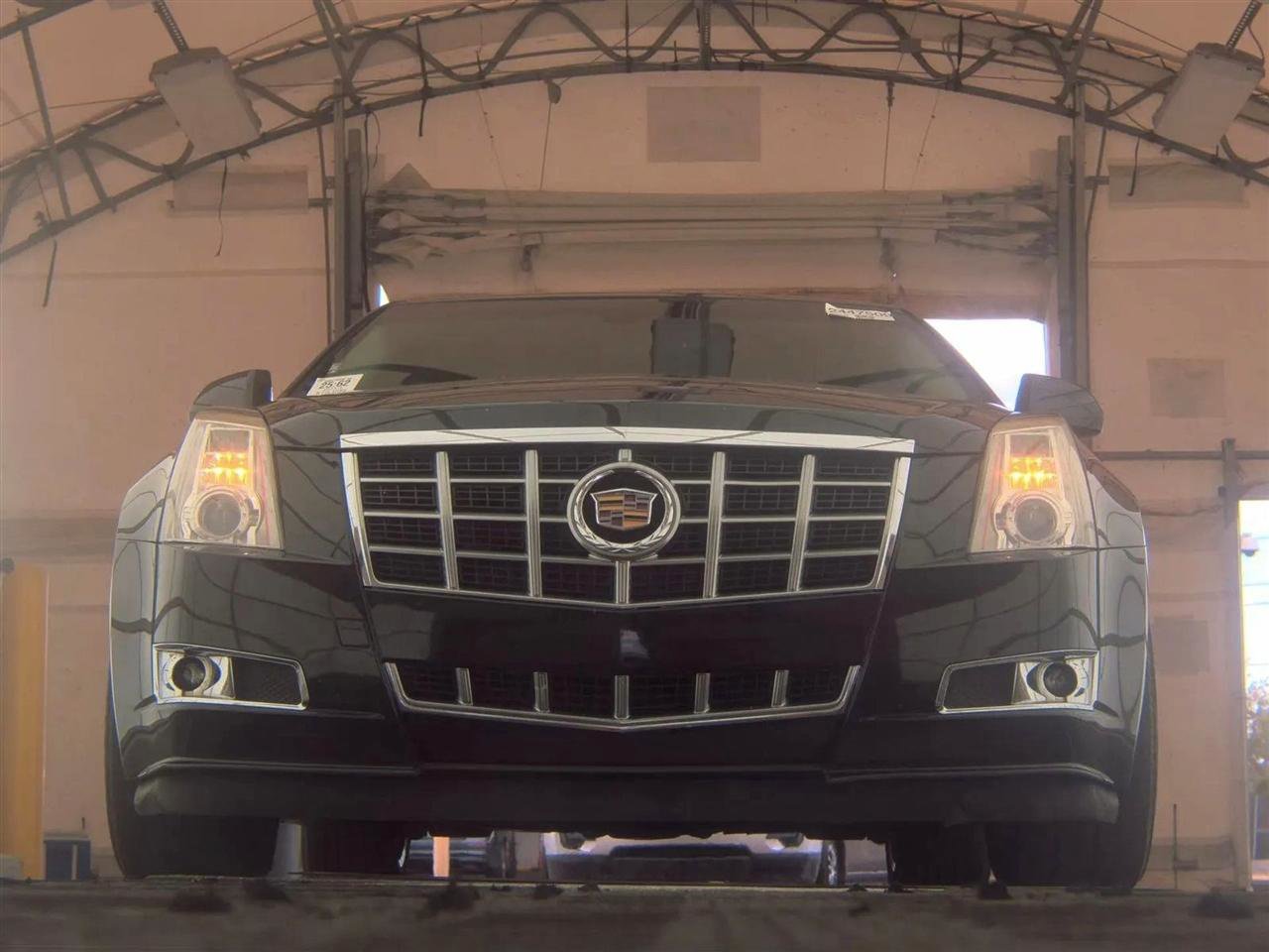 Used 2013 Cadillac CTS Performance image 3