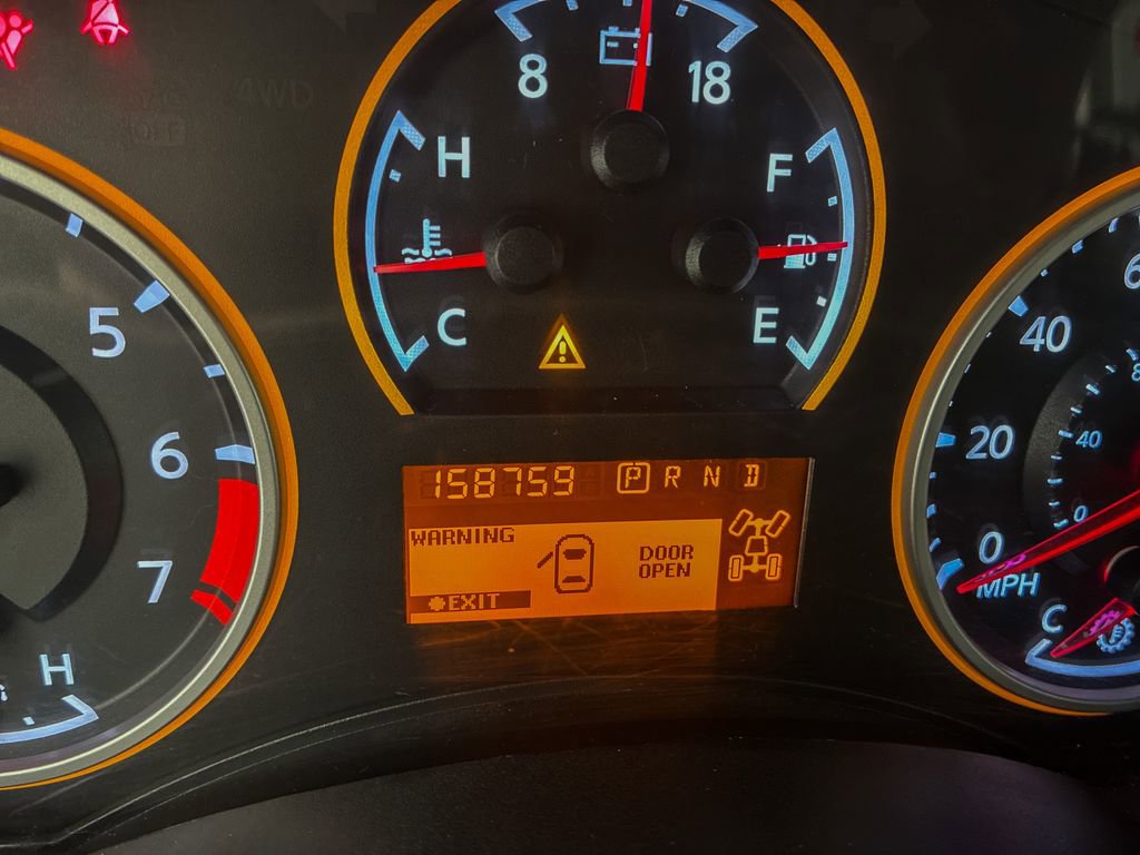 Used 2008 Nissan Titan SE image 13