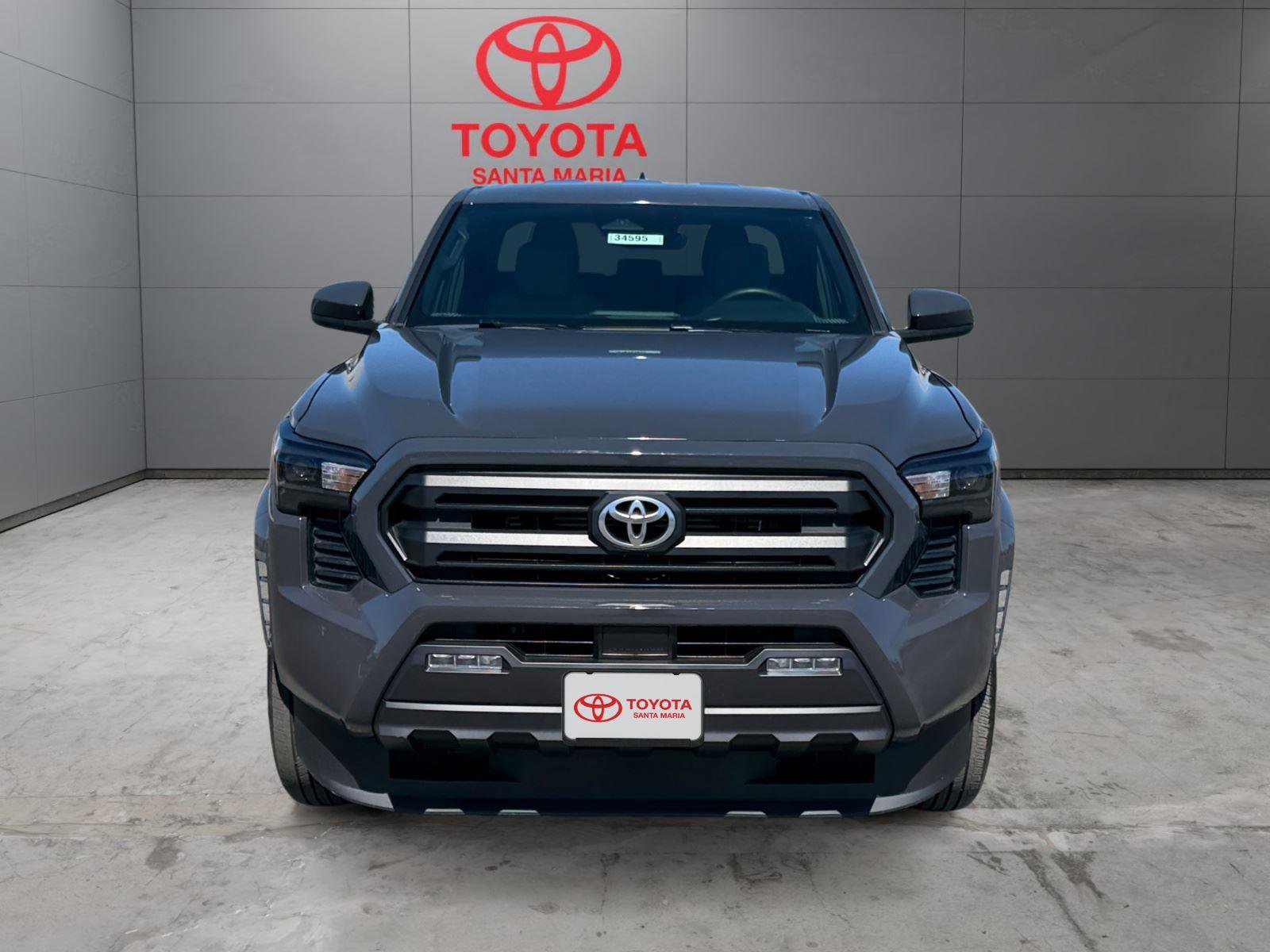 Certified 2025 Toyota Tacoma SR5 AWD/4WD image 3