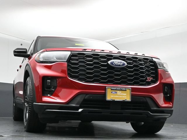 Certified 2025 Ford Explorer ST AWD/4WD image 35
