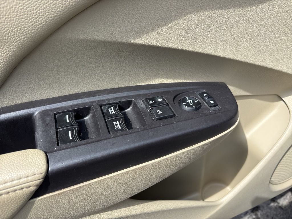 Used 2017 Acura RDX AWD w/ Technology Package image 14