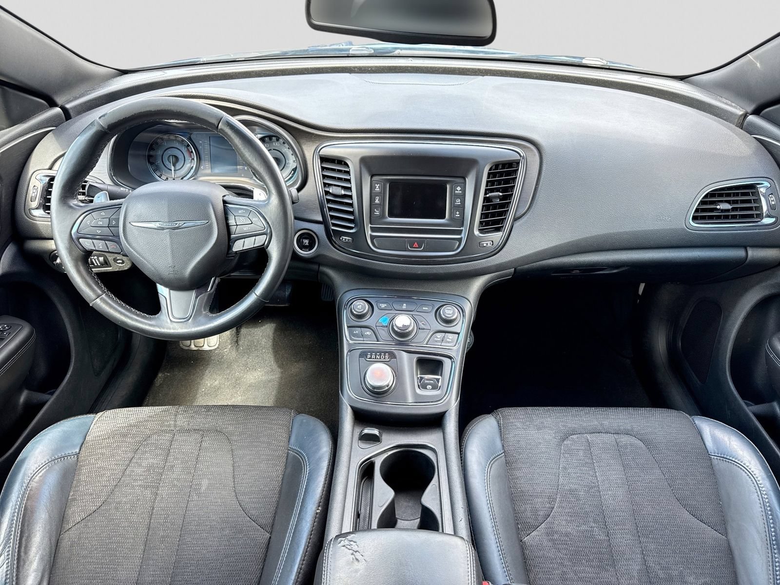 Used 2016 Chrysler 200 S FWD image 16