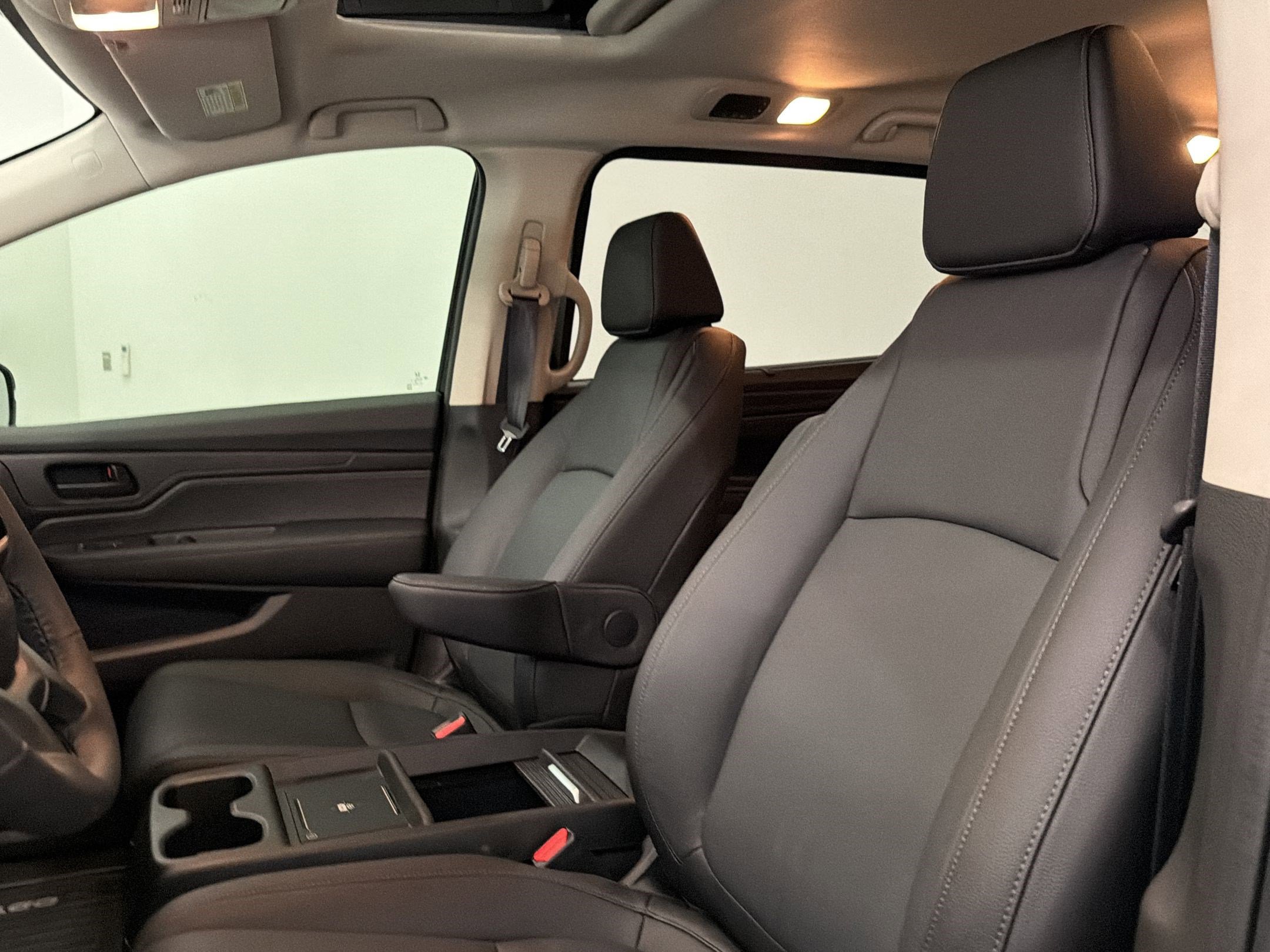 Used 2026 Honda Odyssey EX-L image 20
