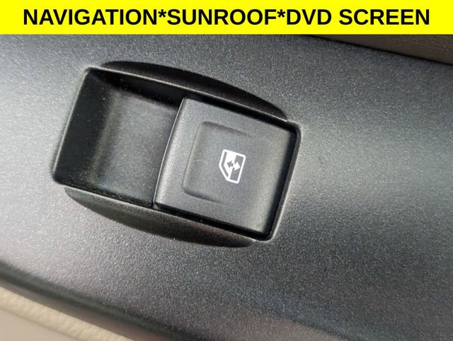 Used 2019 Chevrolet Suburban LT image 38