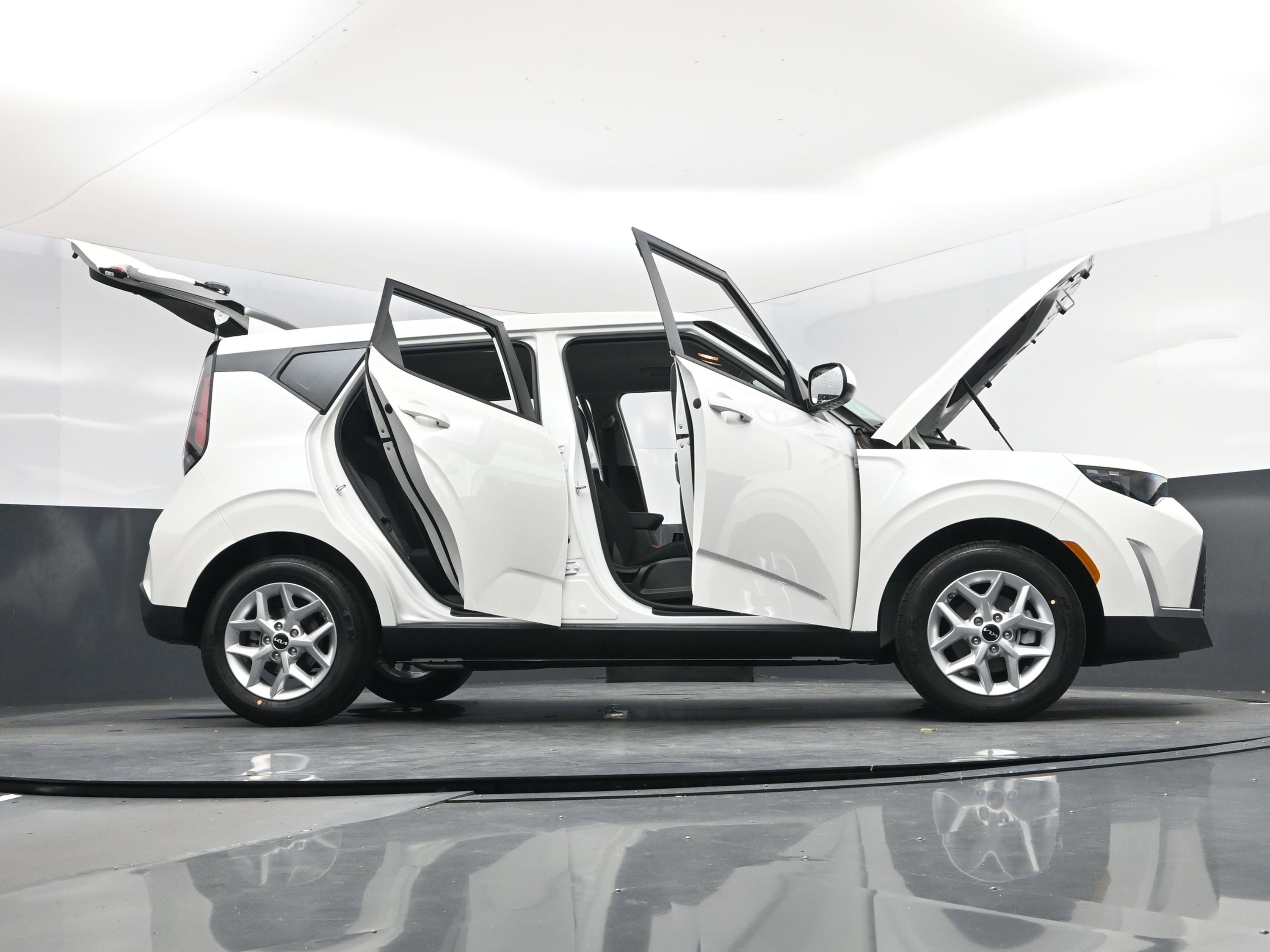 New 2025 Kia Soul LX image 21