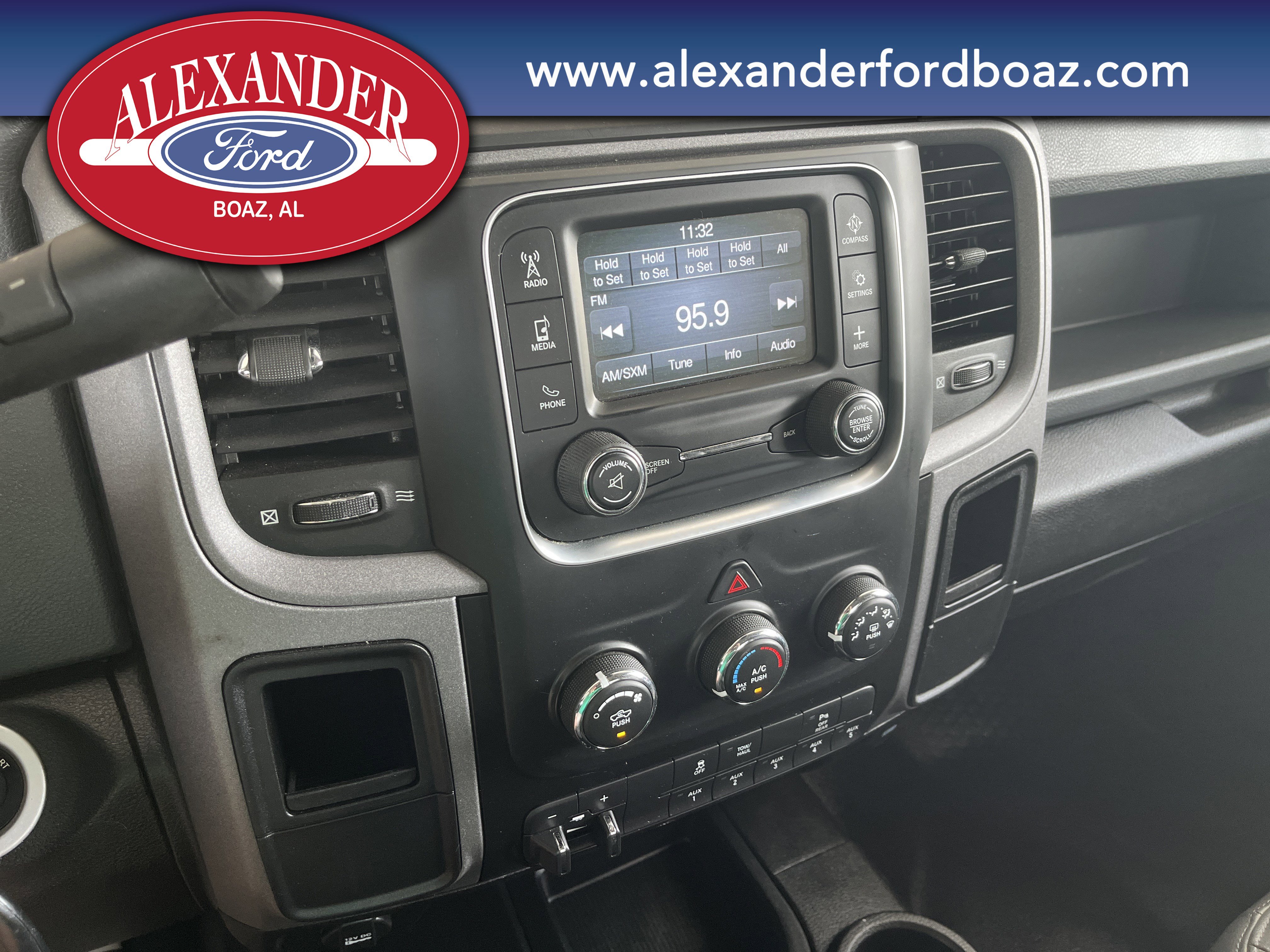 Used 2018 RAM 2500 Tradesman w/ Protection Group image 25