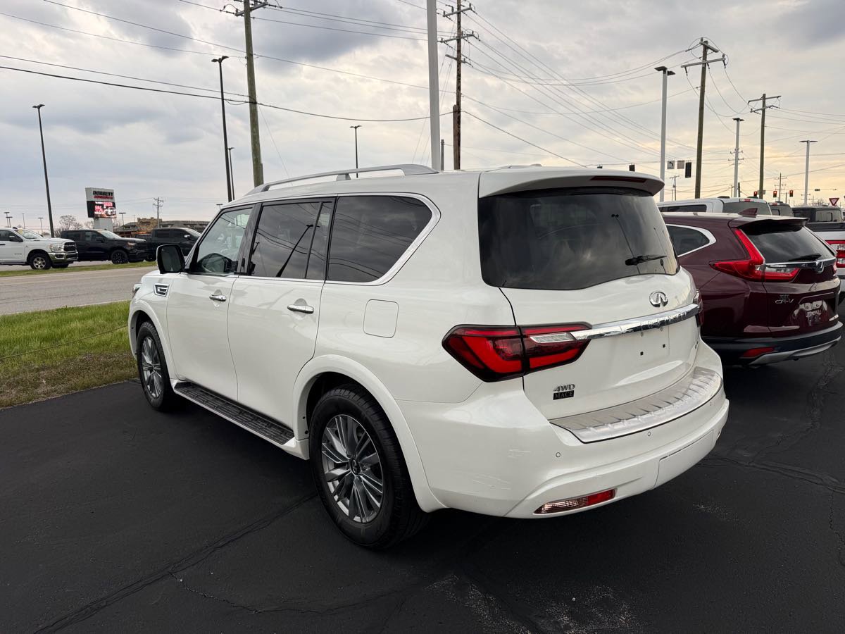 Used 2022 INFINITI QX80 Luxe w/ Cargo Package image 4