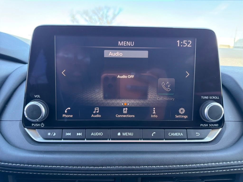 Certified 2025 Nissan Rogue S image 21