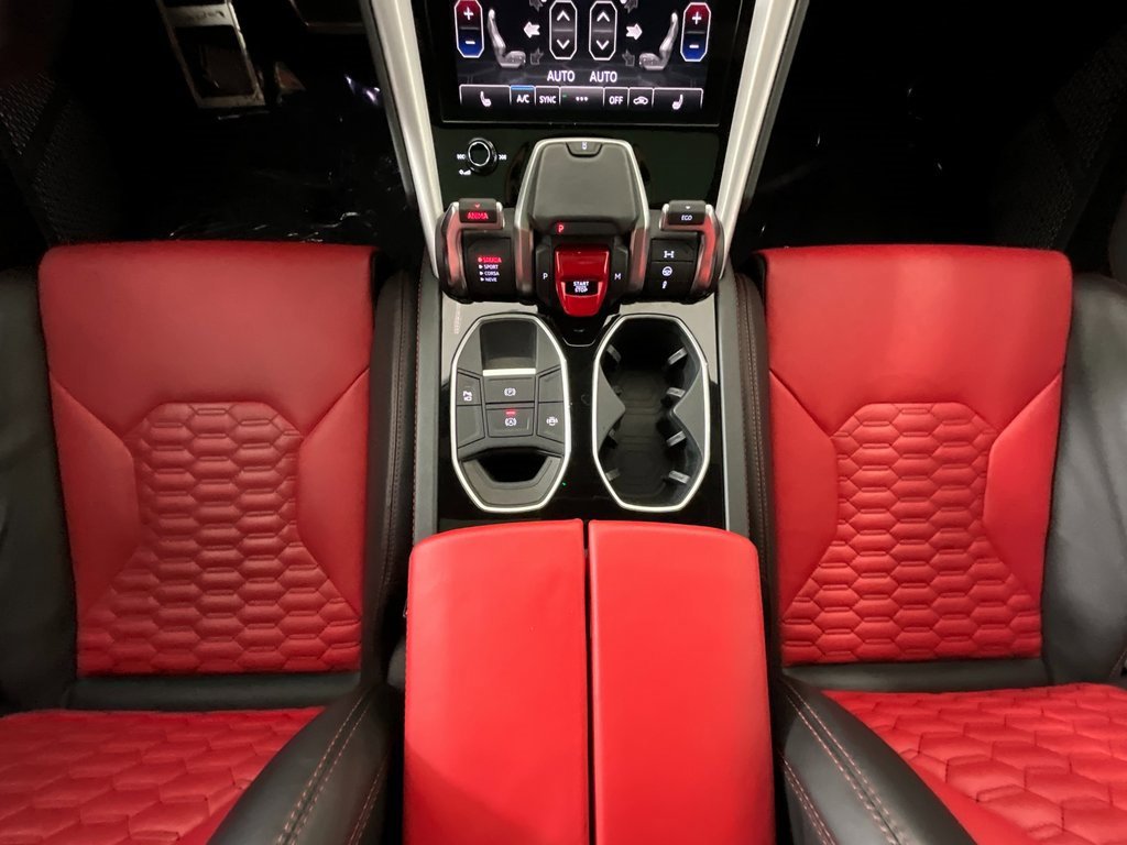 Used 2020 Lamborghini Urus image 14