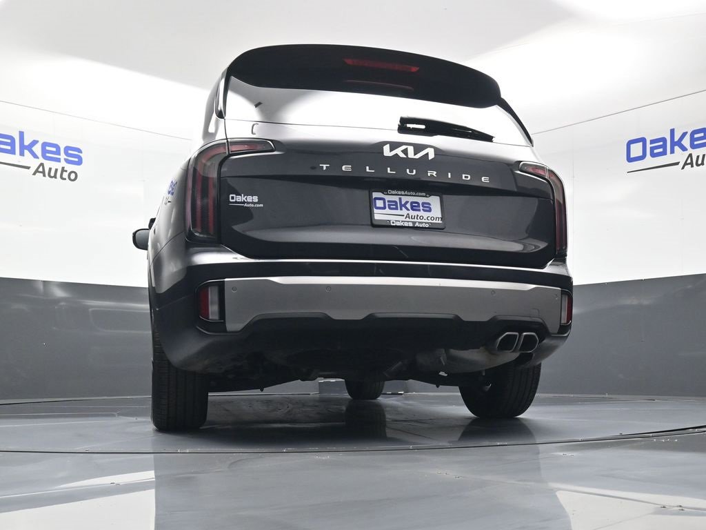 Certified 2025 Kia Telluride EX image 42
