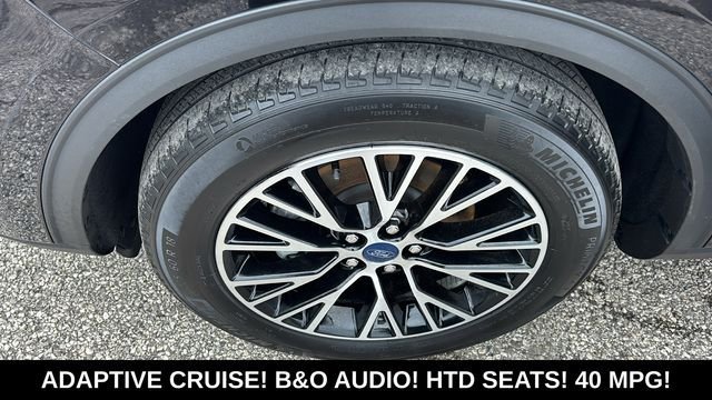 Used 2022 Ford Escape SEL w/ Technology Package FWD image 34